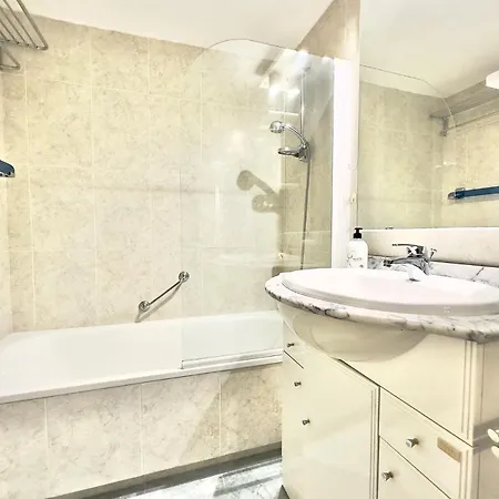 Skol 609 - Duplex 1 Bedroom In Skol With Amazing Sea Views. Apartment