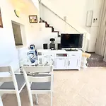 Skol 609 - Duplex 1 Bedroom In Skol With Amazing Sea Views. アパート *