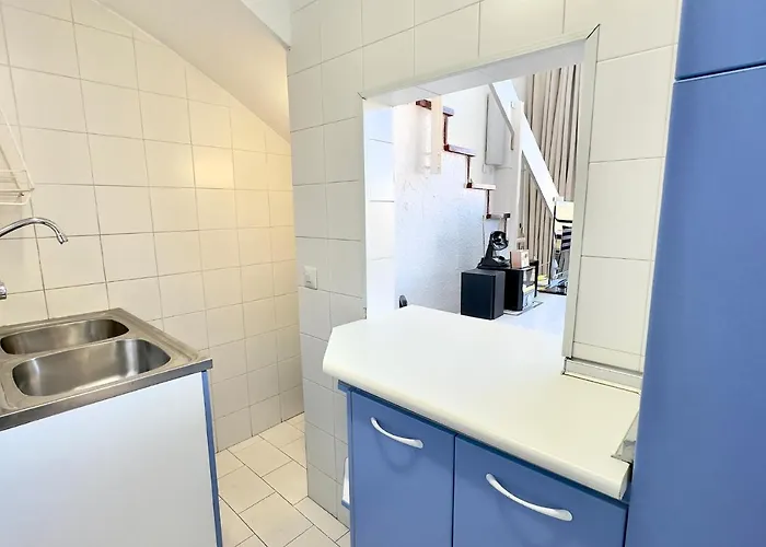 Skol 609 - Duplex 1 Bedroom In Skol With Amazing Sea Views. Appartement Marbella