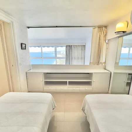 Skol 609 - Duplex 1 Bedroom In Skol With Amazing Sea Views. Lägenhet